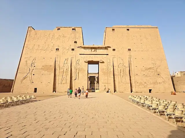 Temple Pylon facade