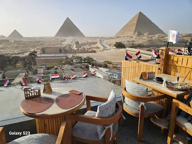 Rooftop 7000, Giza