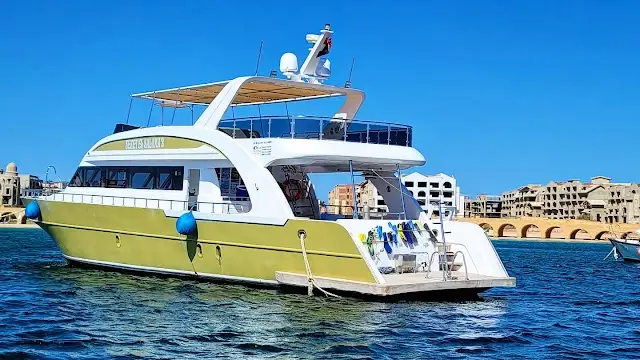 Arrecife de la costa de Sahl Hasheesh